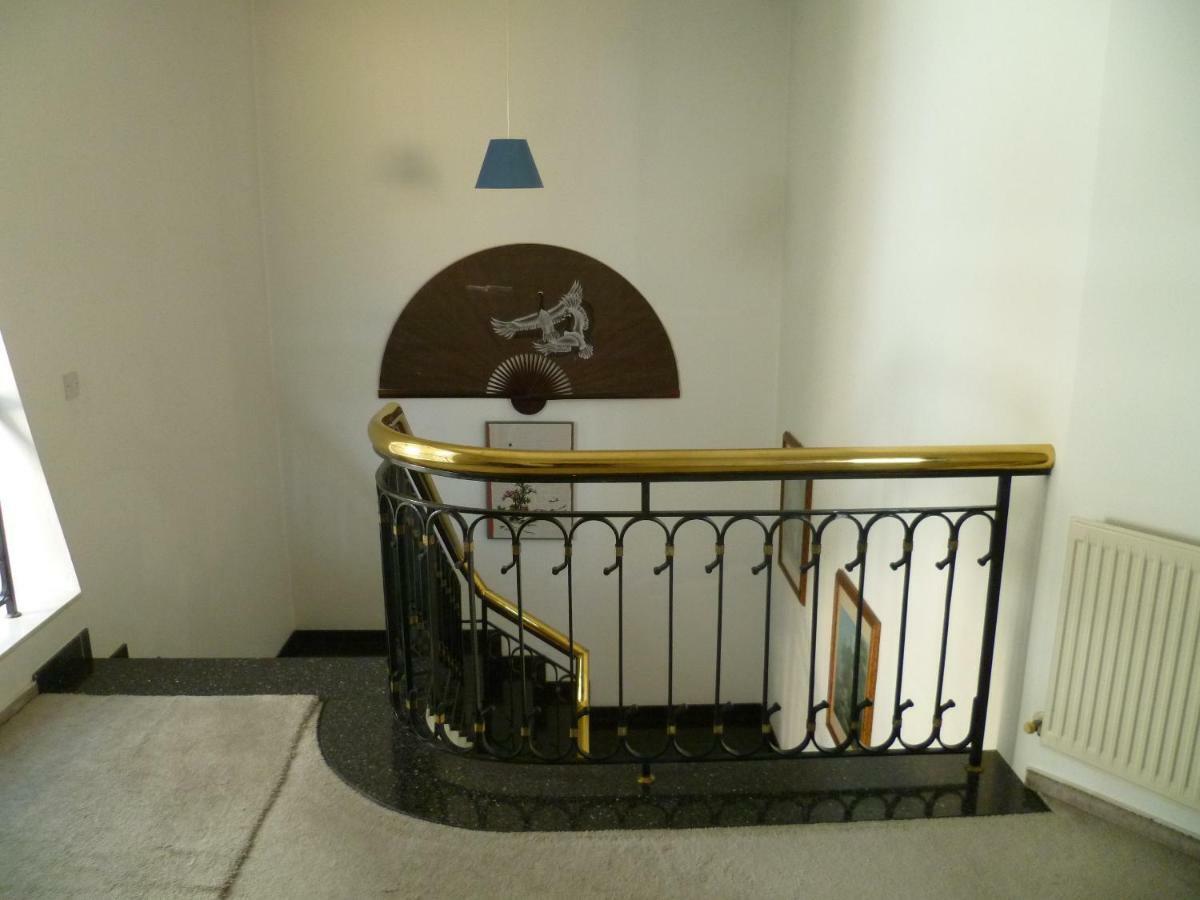 Double Room With Ensuite Bathroom At Datacom Building نيقوسيا المظهر الخارجي الصورة